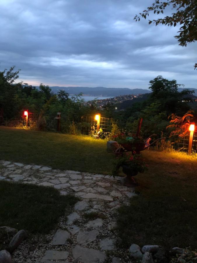 Dag Evi ,2 Oda, Lake View, Fireplace Jakuzi,6 Person Сапанча Экстерьер фото